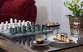 Houspitality Caesar Bed & Breakfast